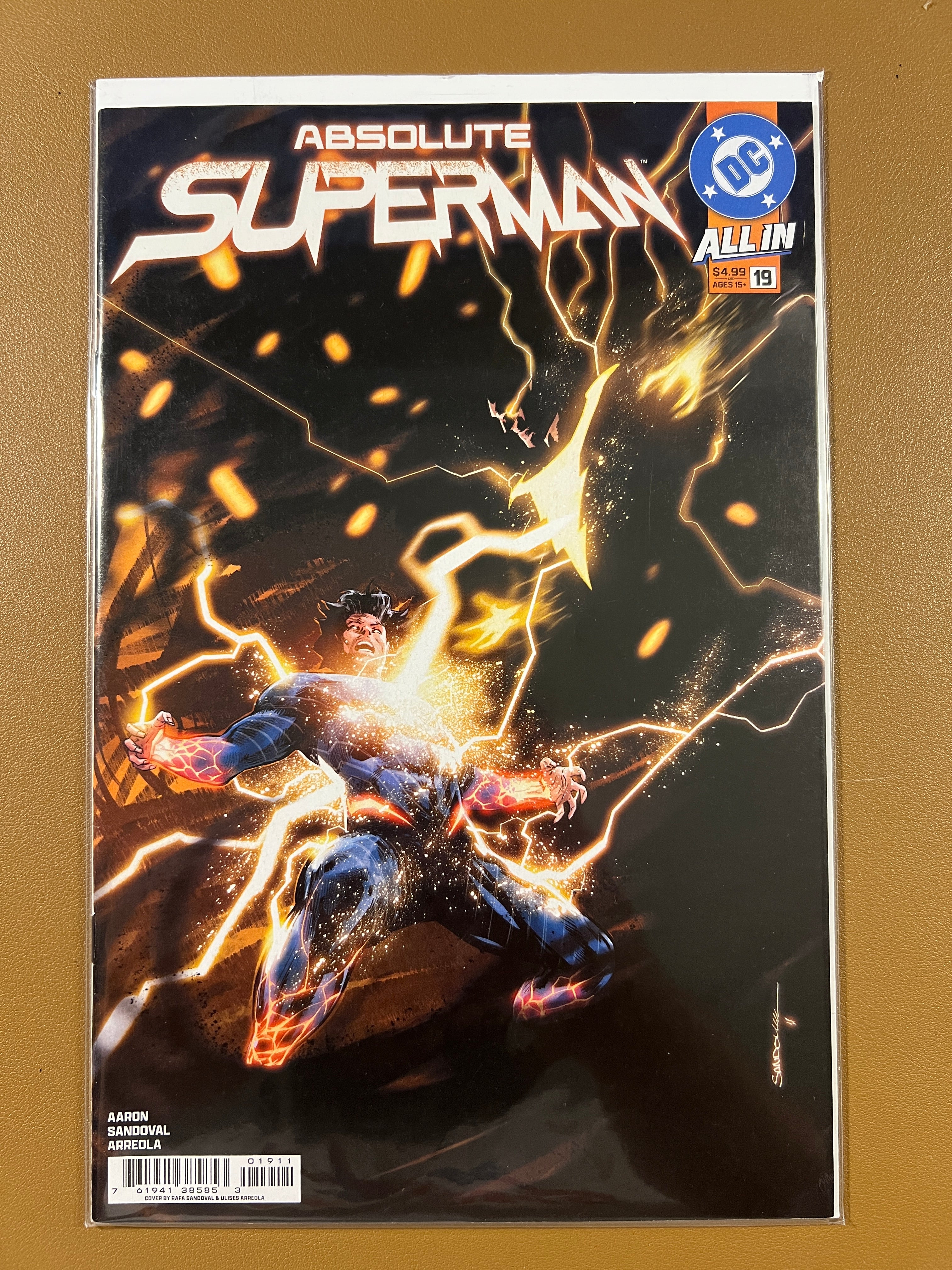 Absolute Superman #19