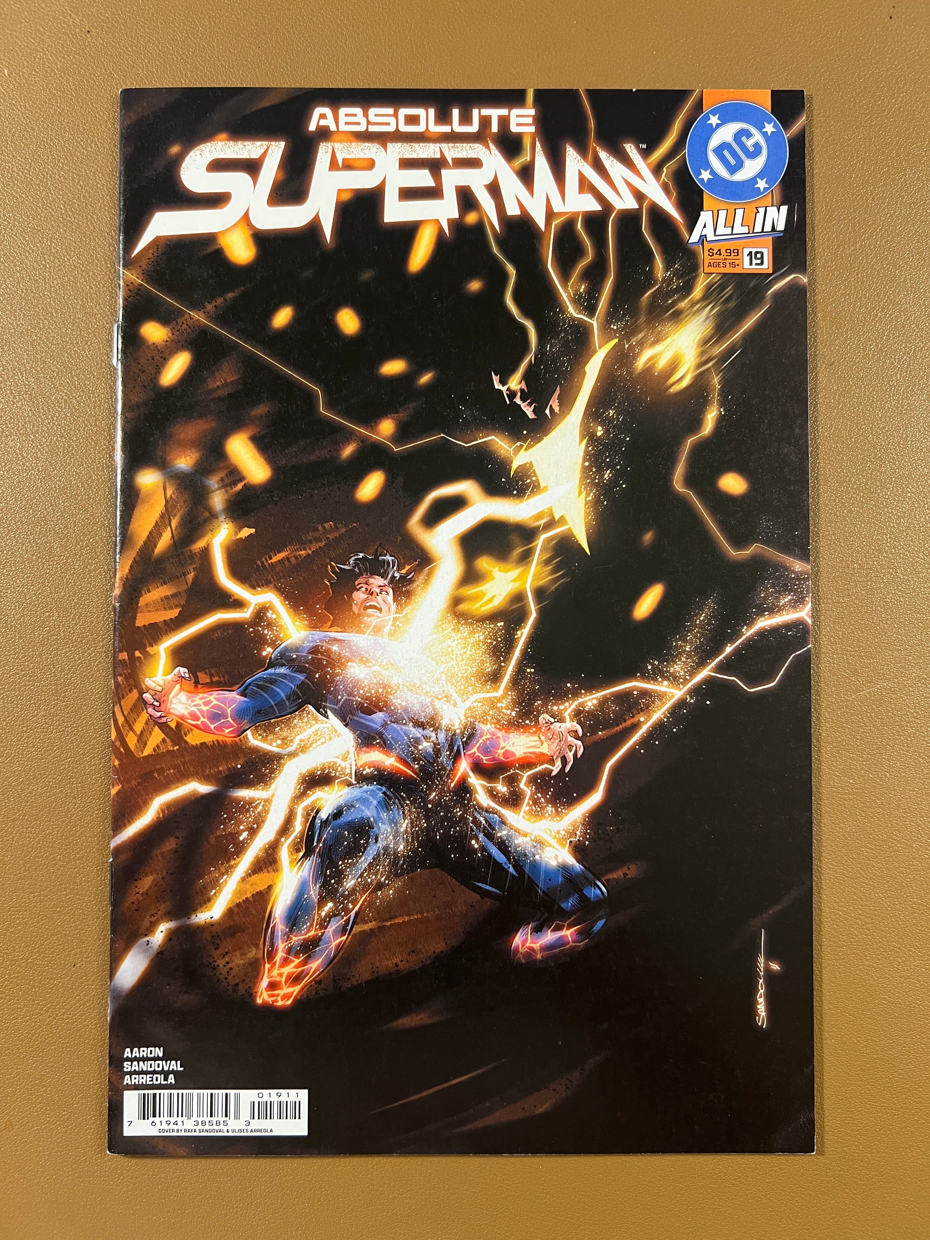 Absolute Superman #19